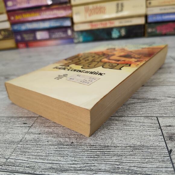 The God Player by Eddie Constantine 1976 First Edition PB Romance FLAWED Binding - Picture 10 of 13